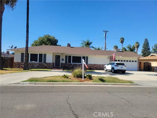 3749 Walnut Park Way, Hemet, CA 92544