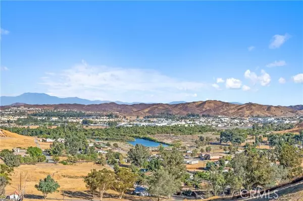 Lake Elsinore, CA 92530,29492 Nichols Street