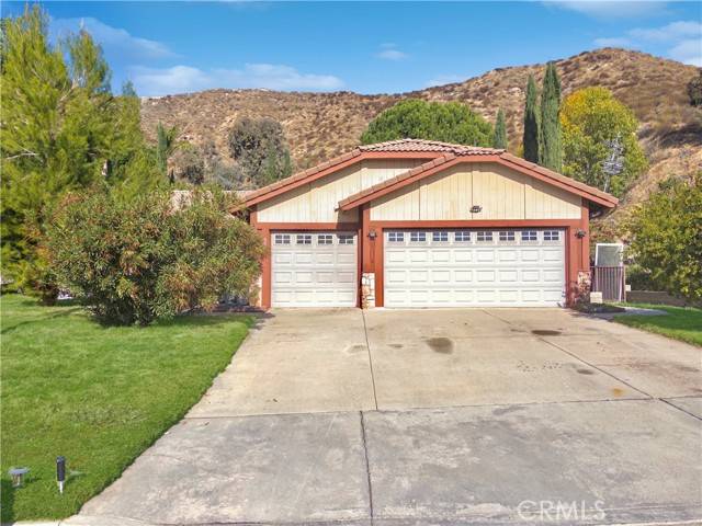 3722 Palm Crest Drive, Highland, CA 92346