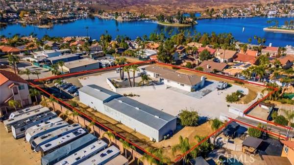 22475 Loch Lomond Drive, Canyon Lake, CA 92587