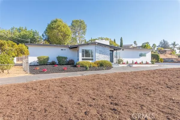 Escondido, CA 92029,1060 Hamilton Lane