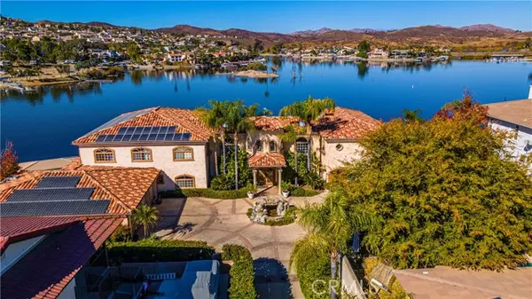 Canyon Lake, CA 92587,21990 Village Way