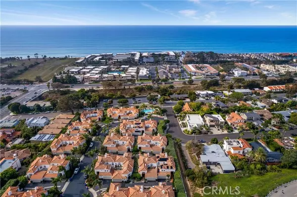 Solana Beach, CA 92075,876 Cofair Court