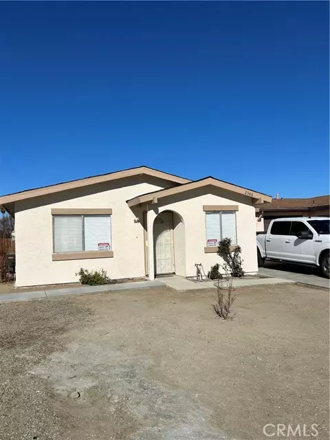 2388 W Oakland Avenue, Hemet, CA 92545