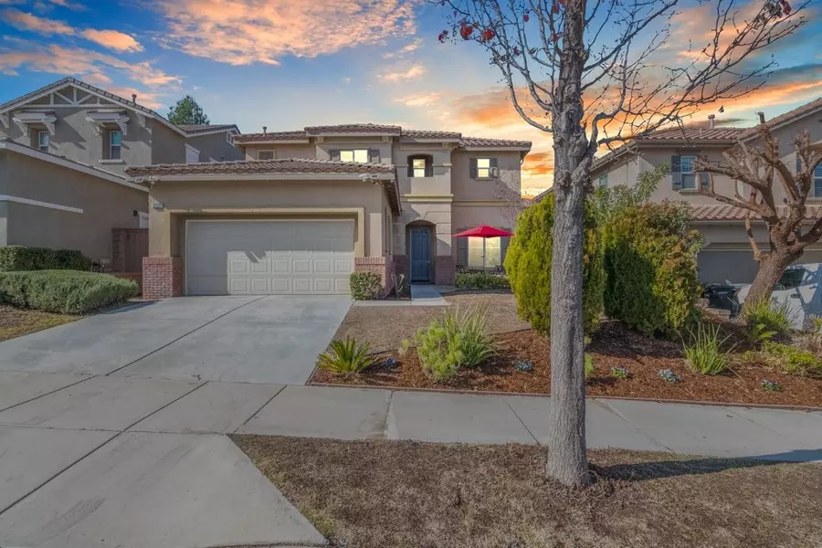 32333 Rock Rose Drive, Lake Elsinore, CA 92532