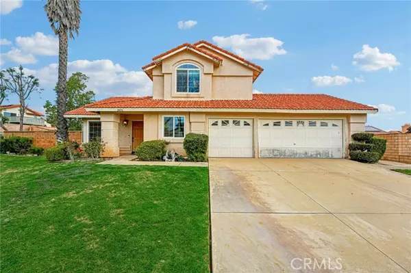 2476 W Via Bello Drive, Rialto, CA 92377