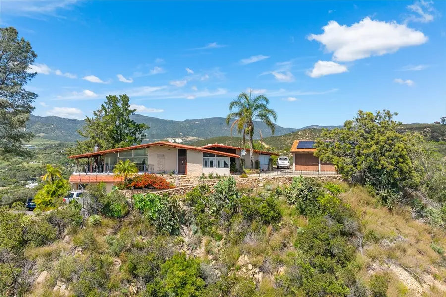 39435 De Luz Road, Fallbrook, CA 92028