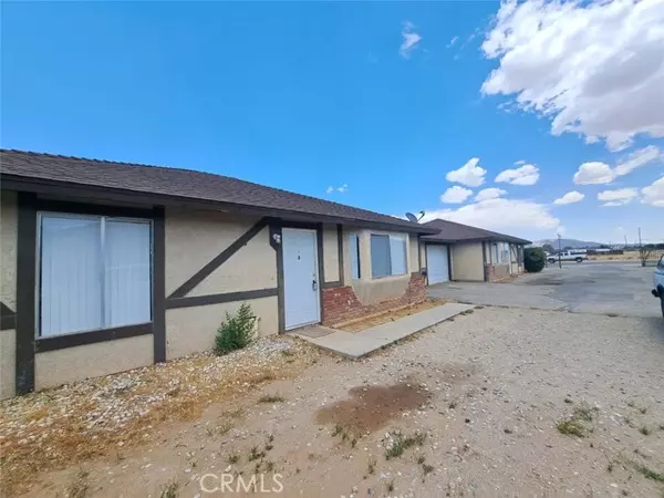 12222 Kiowa Road, Apple Valley, CA 92308