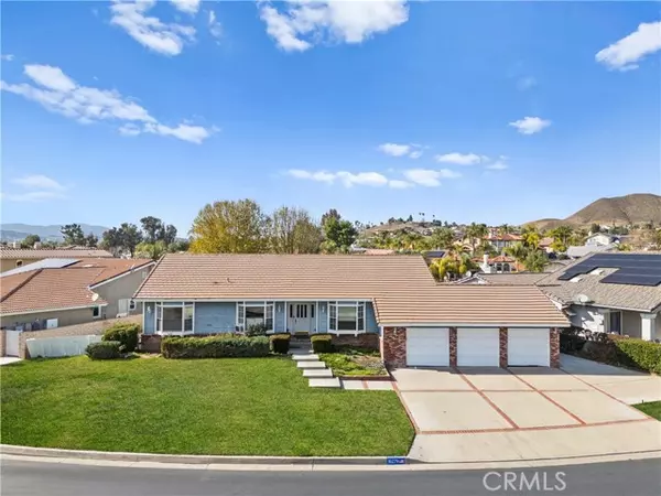 30279 Clear Water Drive, Canyon Lake, CA 92587