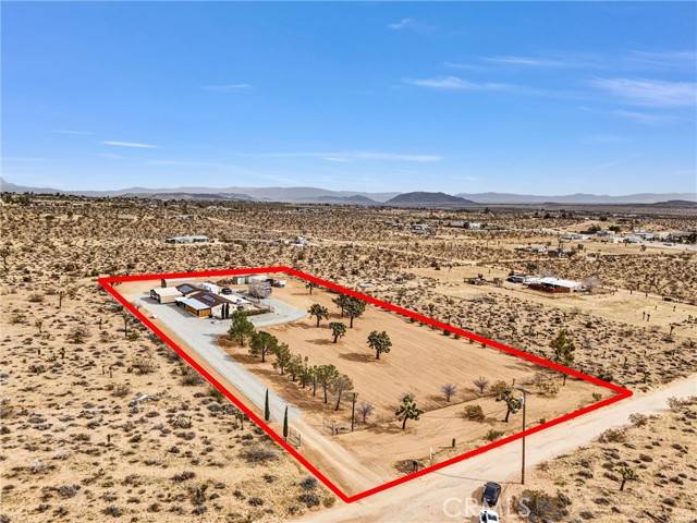 Yucca Valley, CA 92284,55818 Starlight Mesa Road