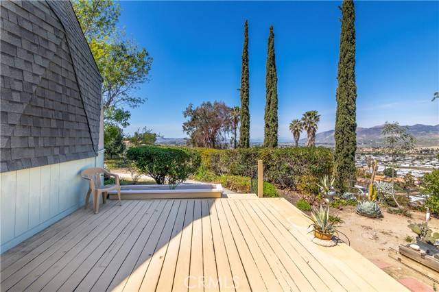 Hemet, CA 92544,26227 Grant Avenue