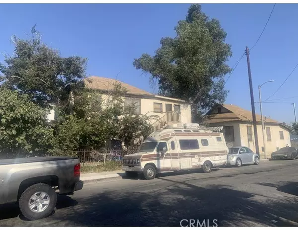 Los Angeles, CA 90011,2928 Compton Avenue