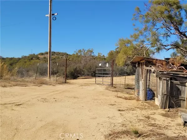 Anza, CA 92539,0 Trails End