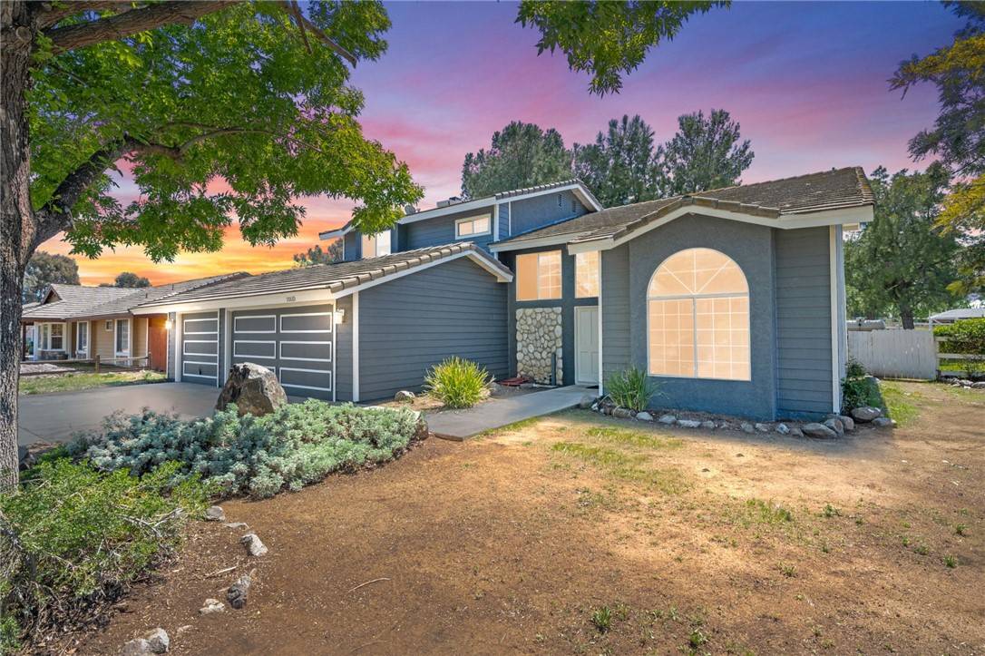 28869 Broken Arrow Circle, Menifee, CA 92584