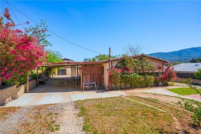Lake Elsinore, CA 92530,32658 Rome Hill Road