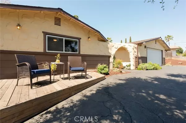 Escondido, CA 92025,2211 Sunset Drive