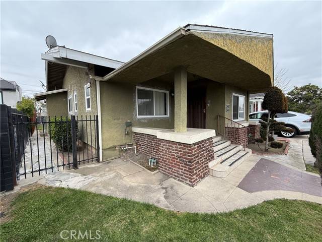 5442 6th Avenue, Los Angeles, CA 90043