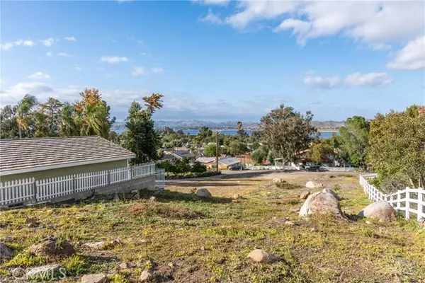 Lake Elsinore, CA 92530,0 Hayes