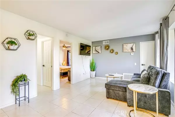 Palm Springs, CA 92262,1100 E Amado Road #11A1