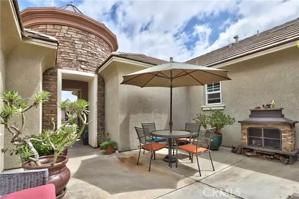 Fallbrook, CA 92028,1931 James Gaynor Street