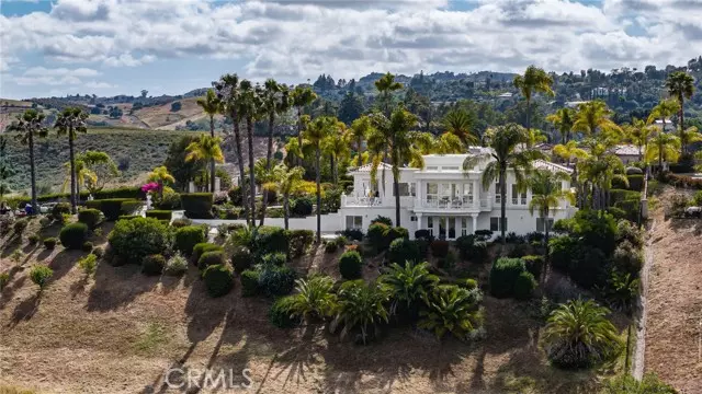 Fallbrook, CA 92028,4462 Fallsbrae Road