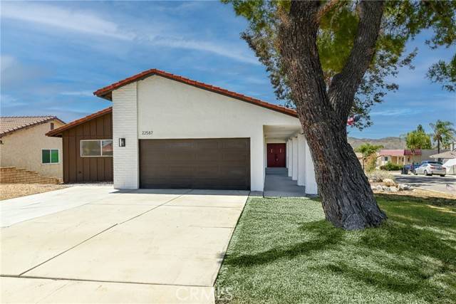 22587 Canyon Lake Dr S Drive, Canyon Lake, CA 92587
