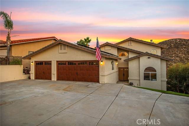 30732 Early Round Drive, Canyon Lake, CA 92587