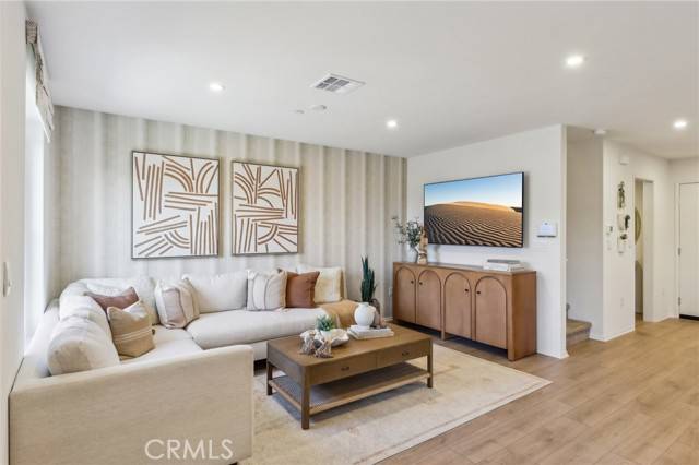 Fontana, CA 92336,6392 Sierra Vista Lane #2