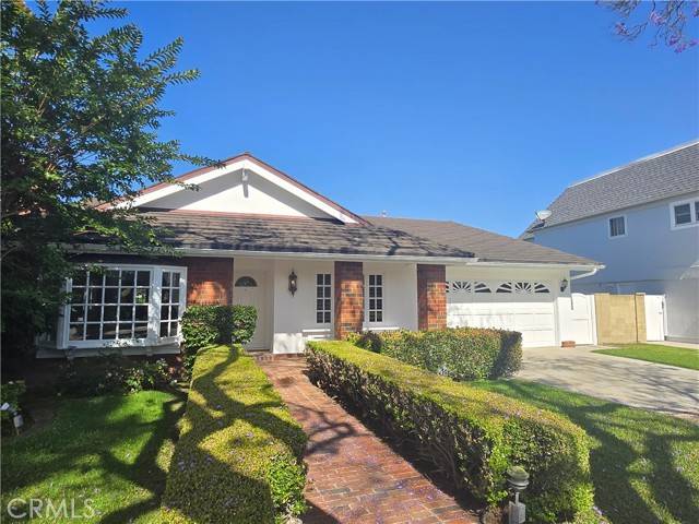 10281 Kings Street, Los Alamitos, CA 90720