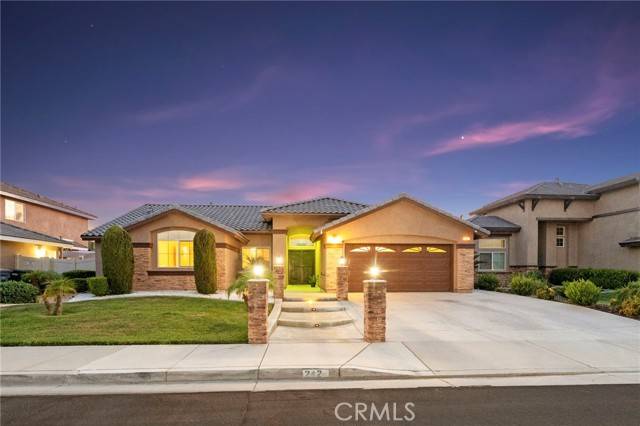 242 Lipizzan Drive, San Jacinto, CA 92582