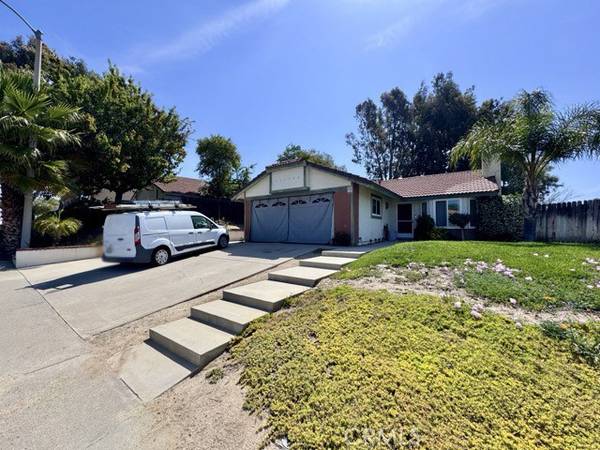 27196 Rainbow Creek Drive, Temecula, CA 92591
