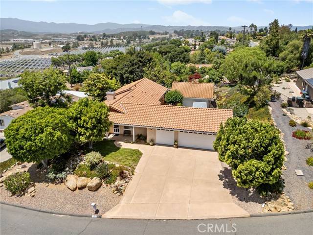 Fallbrook, CA 92028,447 Ali Way