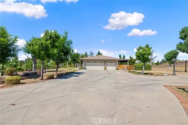 Temecula, CA 92592,41050 Mesa Robles Circle