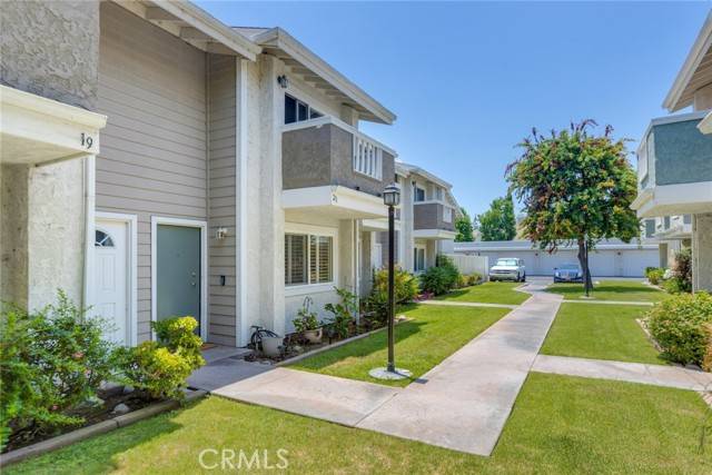 Orange, CA 92865,639 W Fletcher Avenue #20