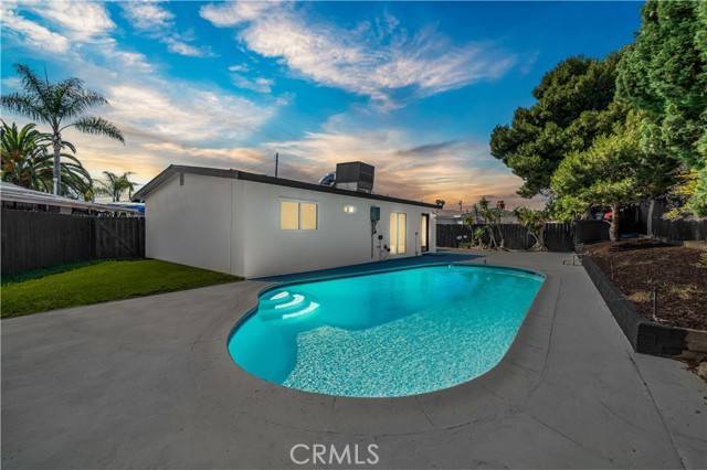 5243 Tara Place, San Diego, CA 92117