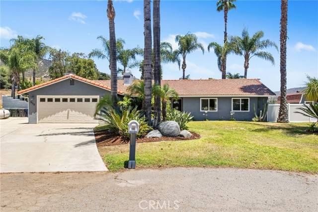 530 Paso Del Norte, Escondido, CA 92026