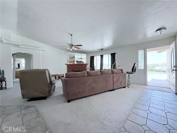 Hesperia, CA 92345,10730 Choiceana Avenue