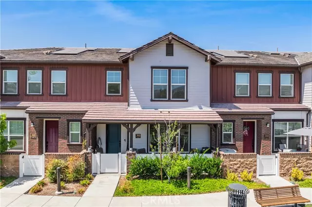 Simi Valley, CA 93065,300 Farmhouse Drive #3