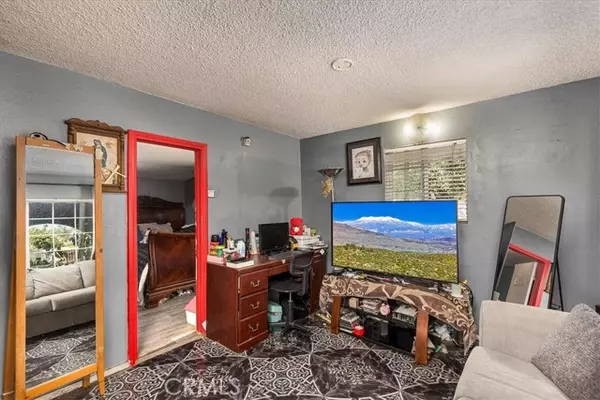 Corona, CA 92879,13680 Estelle Street