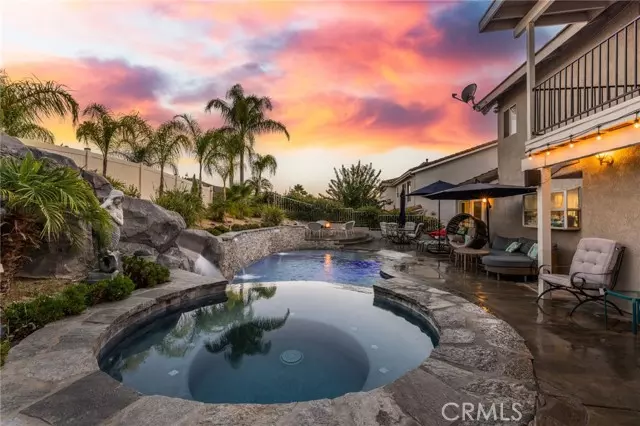 30050 Skippers Way Drive, Canyon Lake, CA 92587