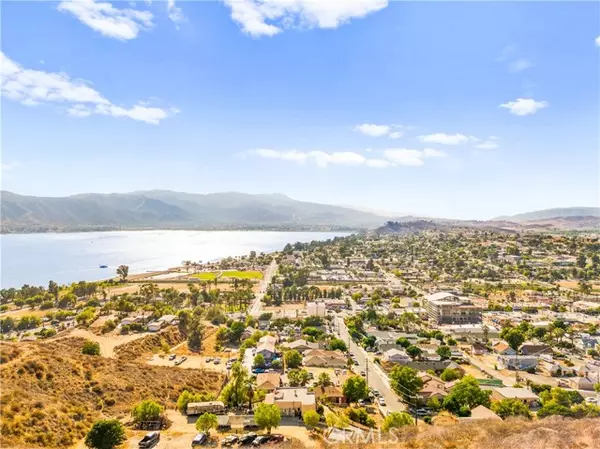 Lake Elsinore, CA 92530,250 E Prospect Street