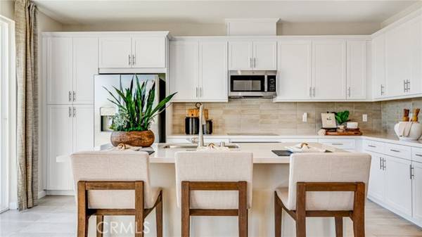 2711 E Amberley Privado, Ontario, CA 91762