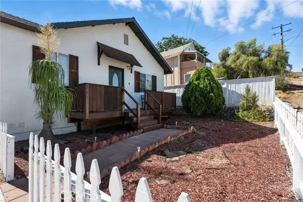 172 Olive Street, Lake Elsinore, CA 92530