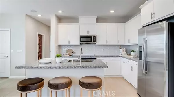 Ontario, CA 91761,2581 Cloudview Privado