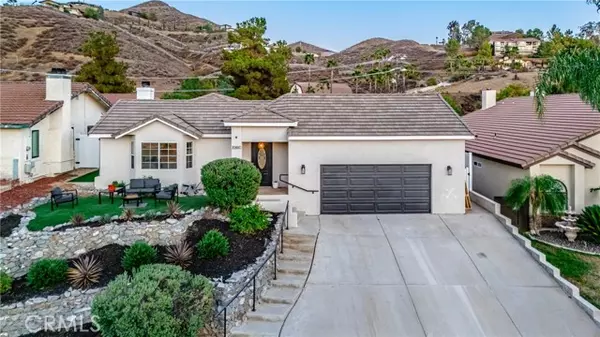 30880 Emperor Drive, Canyon Lake, CA 92587