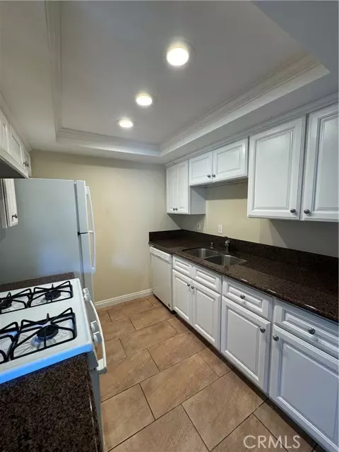 Colton, CA 92324,1251 S Meadow Lane #143