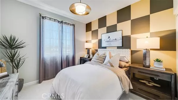 Ontario, CA 91761,2593 Cloudview Privado