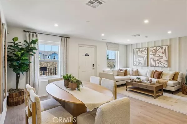 Fontana, CA 92336,6393 Sierra Vista Lane #3