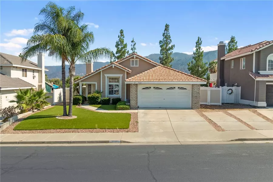 15139 Knollwood Street, Lake Elsinore, CA 92530