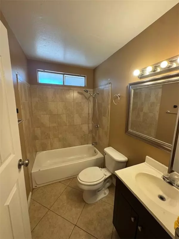 Lake Elsinore, CA 92530,16510 Lakeshore Drive